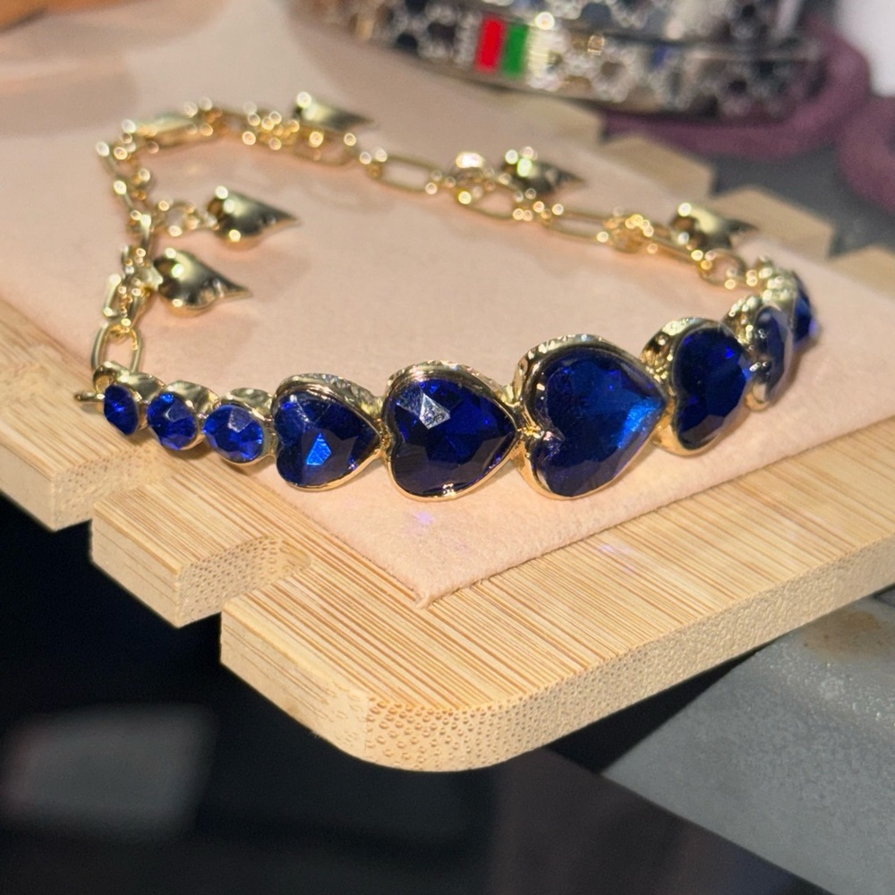 Oro Laminado Elegant Gold and Blue Heart Bracelet